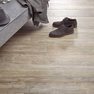 Colonial - 12